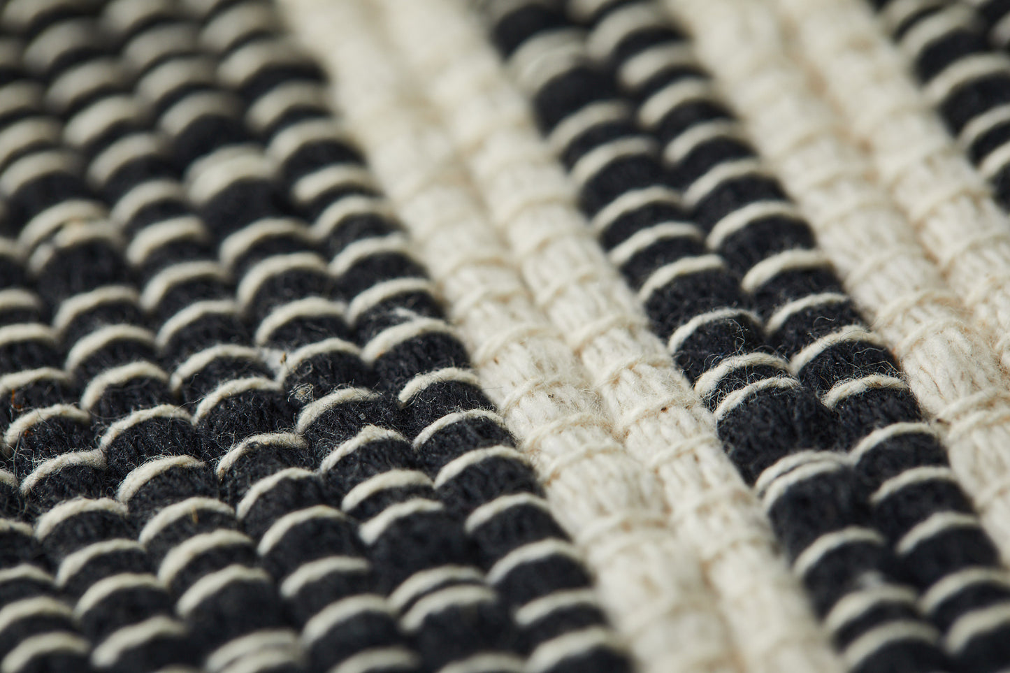 Eagle rug (black & natural cotton)