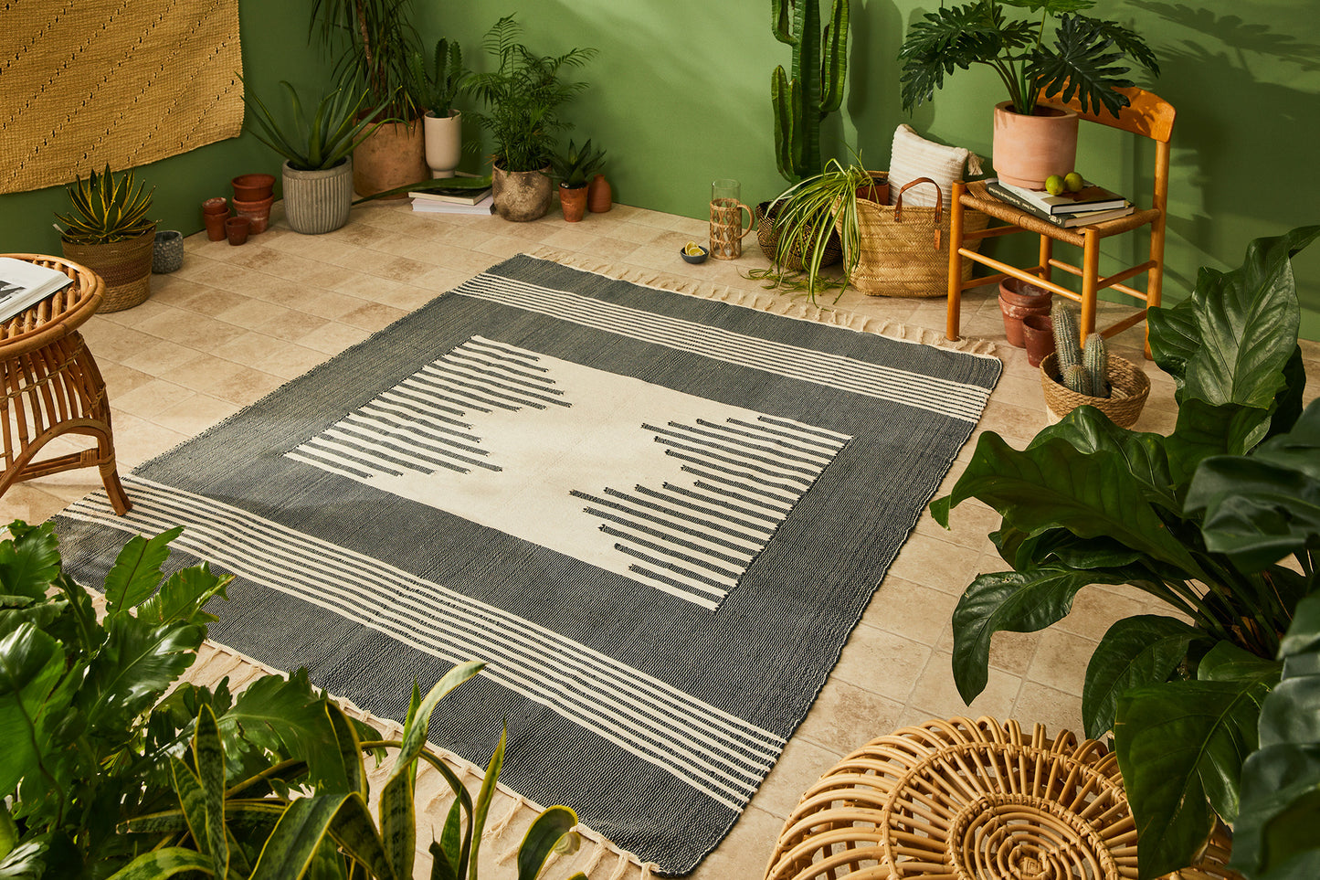 Itacare cotton patterned rug (black & natural cotton)