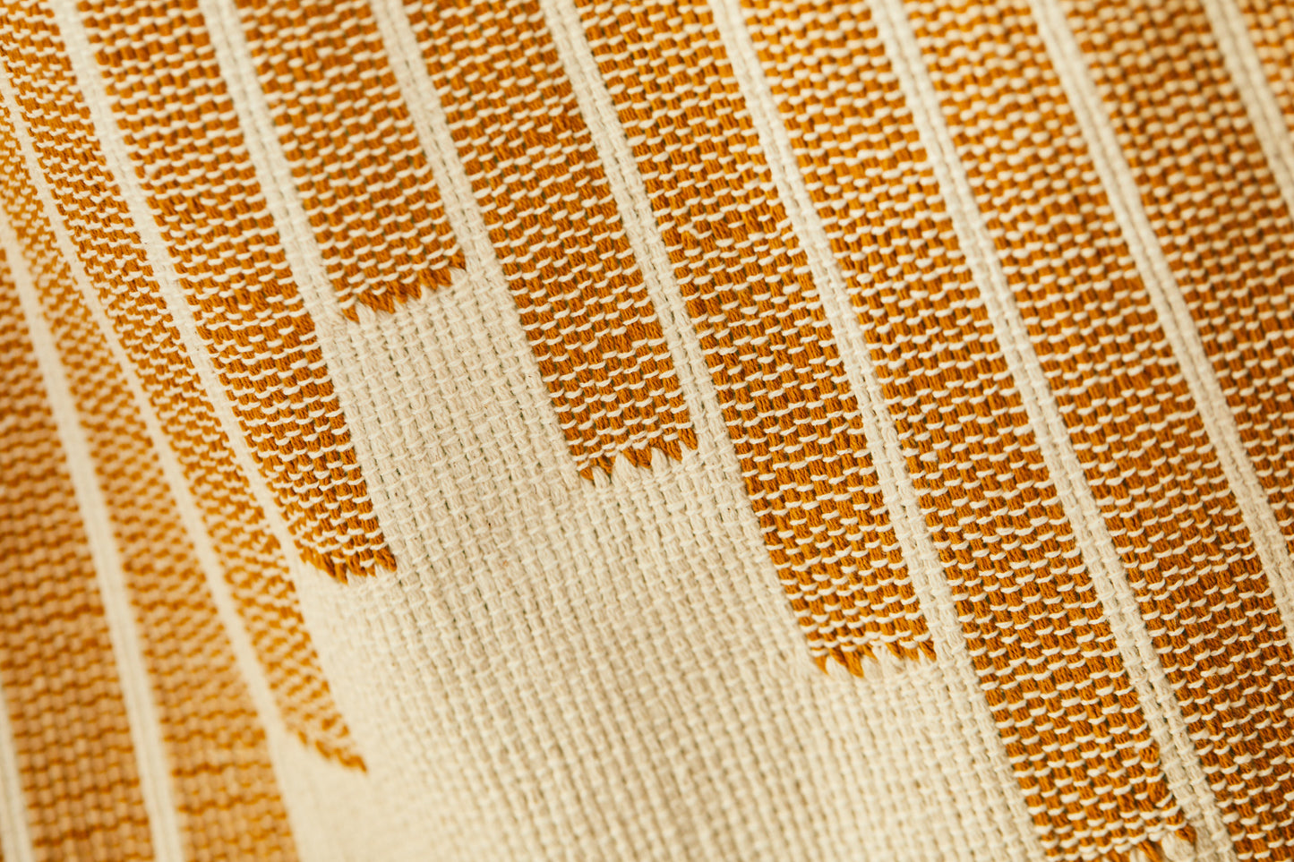 Diamond pattern throw (natural cotton & ochre)